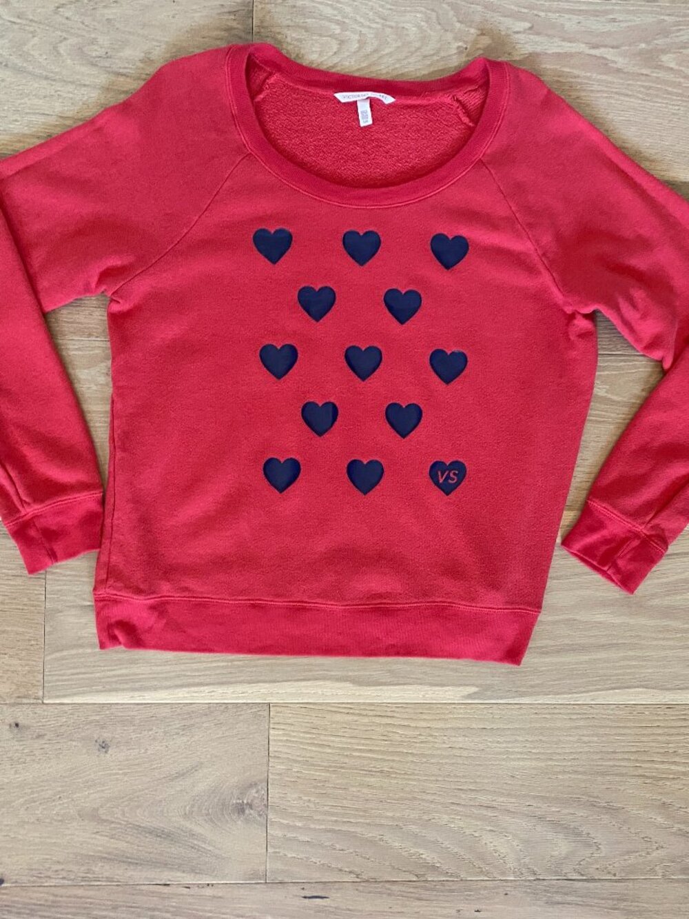 Victoria's Secret Red and Navy Heart Print Logo Pullover Sweatshirt Size L